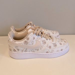 nike air forces (valentines)